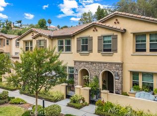 232 S Auburn Heights Ln, Anaheim, CA 92807