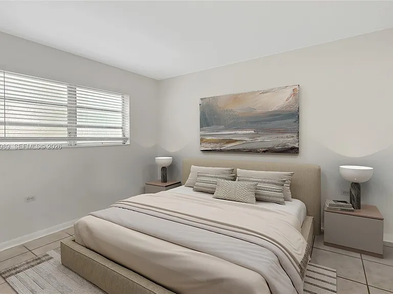 202 N K St #7 — Photo 8
