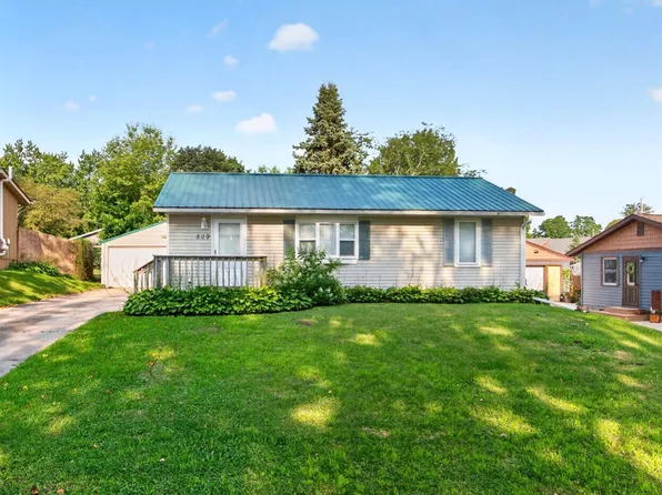 509 3rd Ave NE, Byron, MN 55920