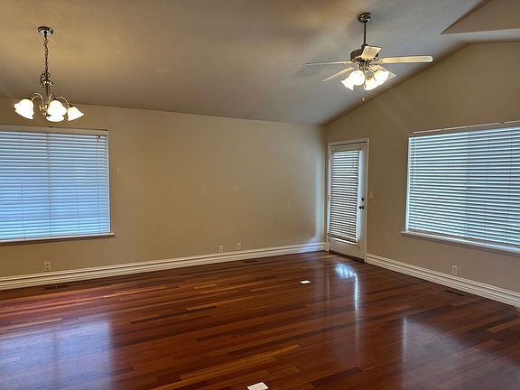 4th image of 1598 W Dove Meadows Ln