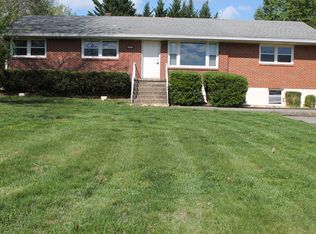 6625 Wendover Rd, Roanoke, VA 24019