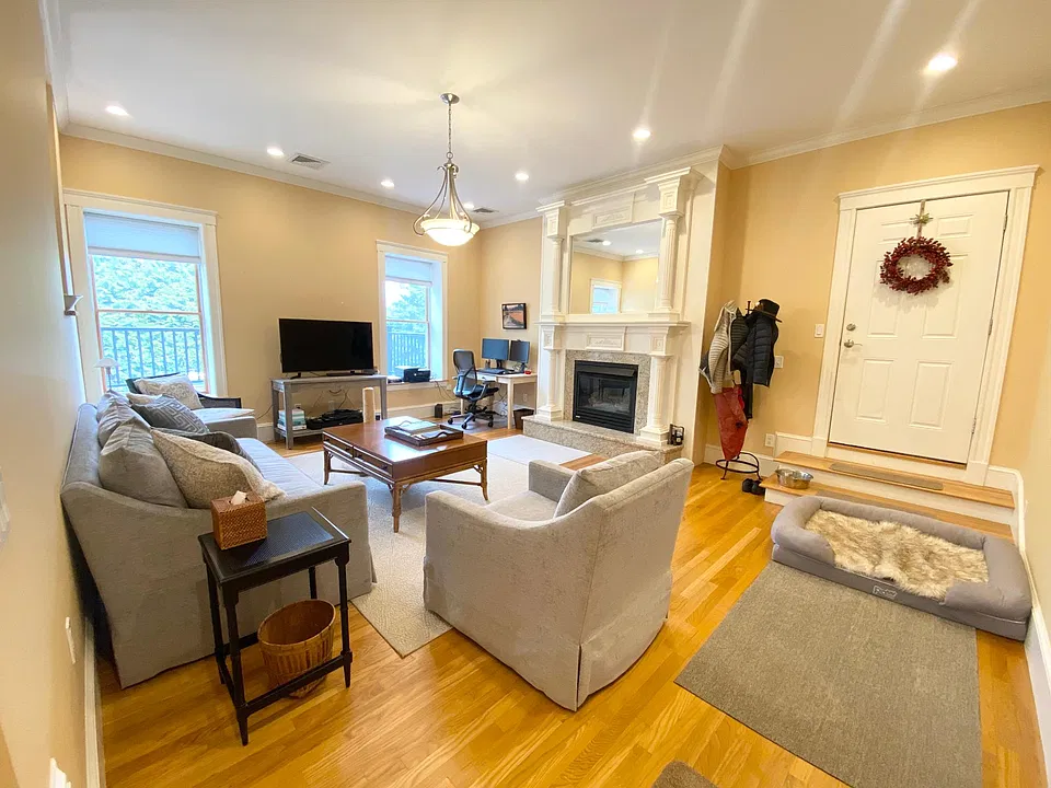 1-169 North Ave #1