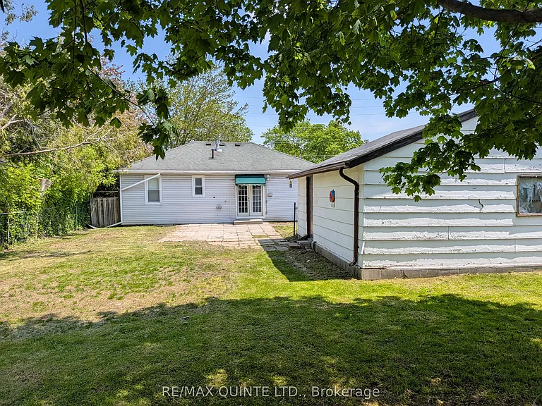 150 Farley Ave — Photo 5