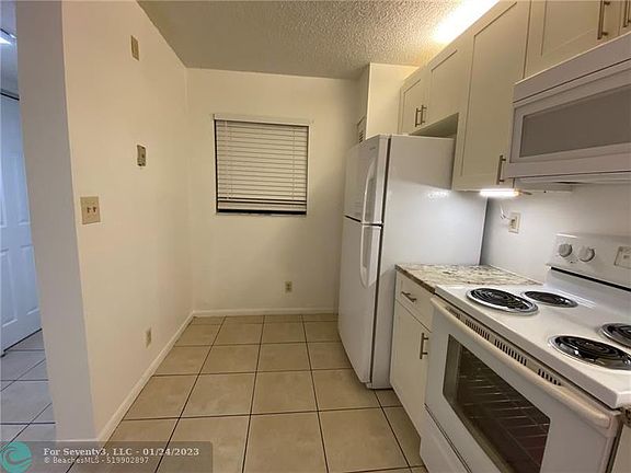 5th image of 9000 NW 28th Dr APT 1206