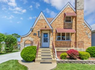 6232 W Henderson St, Chicago, IL