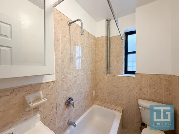 620 West 182nd Street image 8 of 8