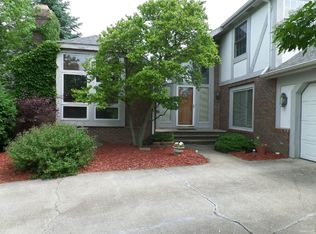 3151 N Cha Mar Hills Dr, La Porte, IN