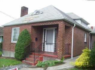 172 W Main St, Chehalis, WA 98532