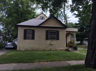 1017 27th Ave NE, Minneapolis, MN 55418