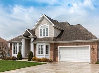 6908 Sheffield Dr, Fairview, PA 16415