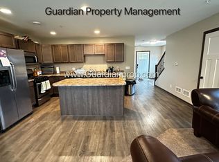 7872 210th St W, Lakeville, MN 55044