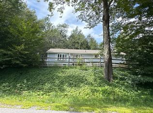 3107 Laurel View Ln, Tobyhanna, PA 18466
