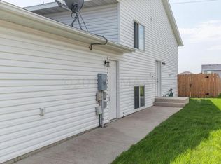 1955 52nd St S, Fargo, ND 58103