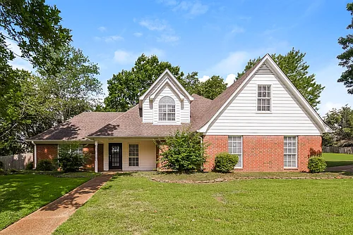 5759 Michaelson Dr Photo 1
