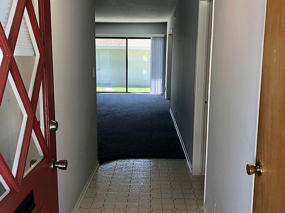 5th image of 881 N Karen Way