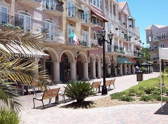 3rd image of 101 Palm Harbor Pkwy #211