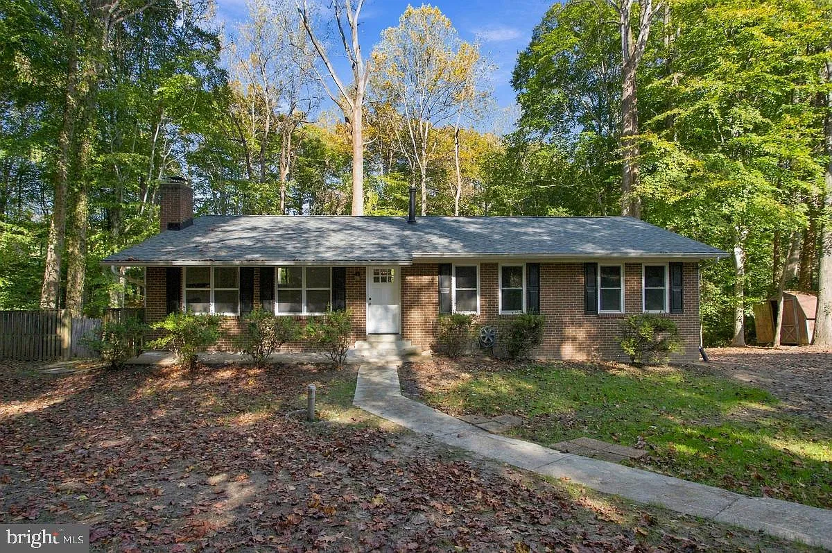 4 bed, 3.0 bath, 2184 sqft, $3,200 — Photo 1
