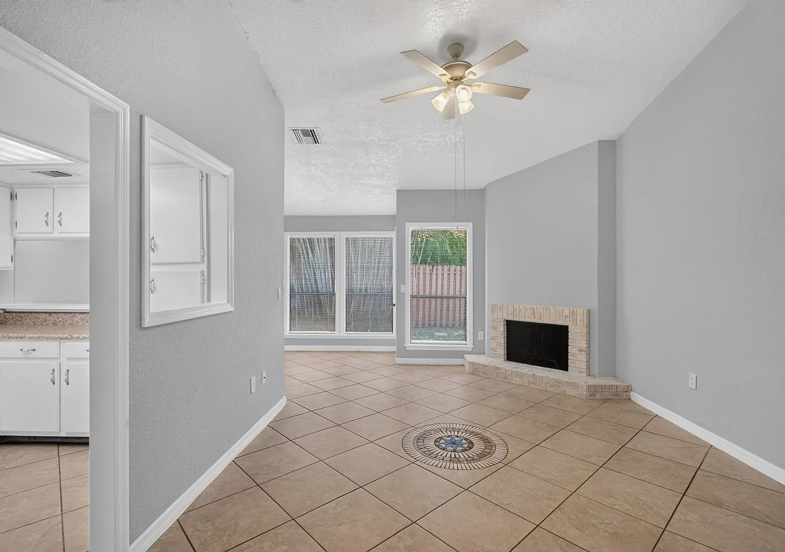 Winter Park Villas 2-Bedroom Condo | $800 Move-In Credit + Water Included! — Photo 4