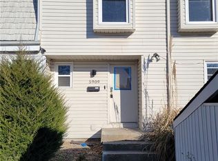 5909 Ridgeway Ave, Kansas City, MO 64133