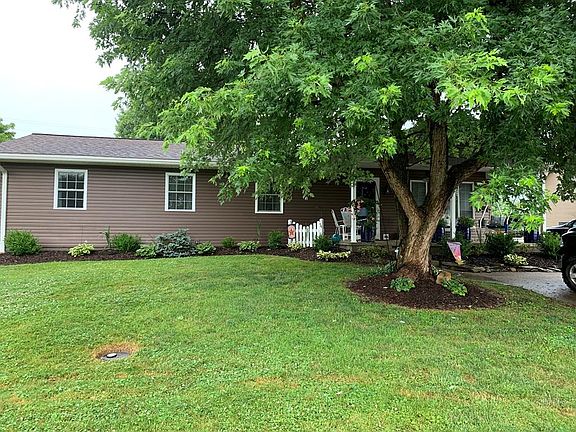 2nd image of 54 Andrea Ave