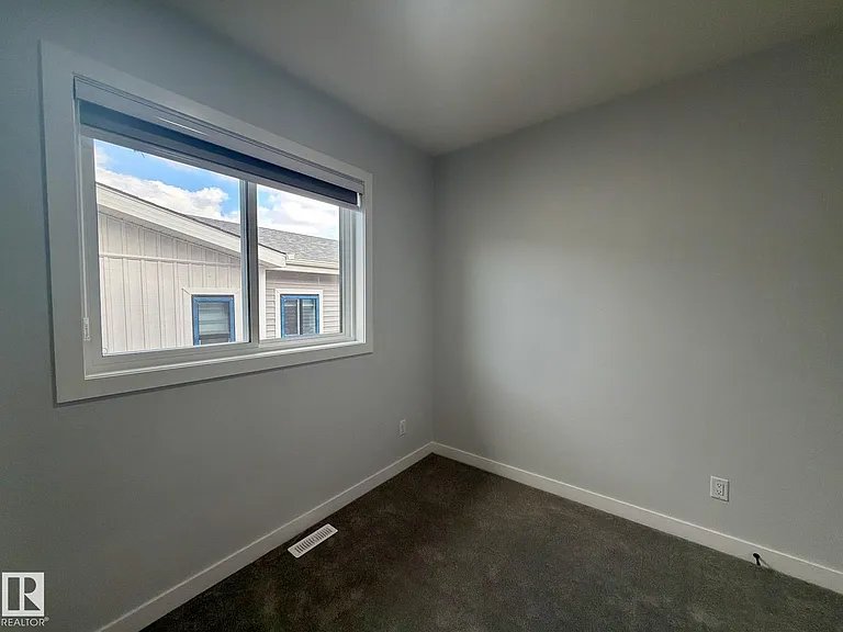 137 29th St SW — Photo 17