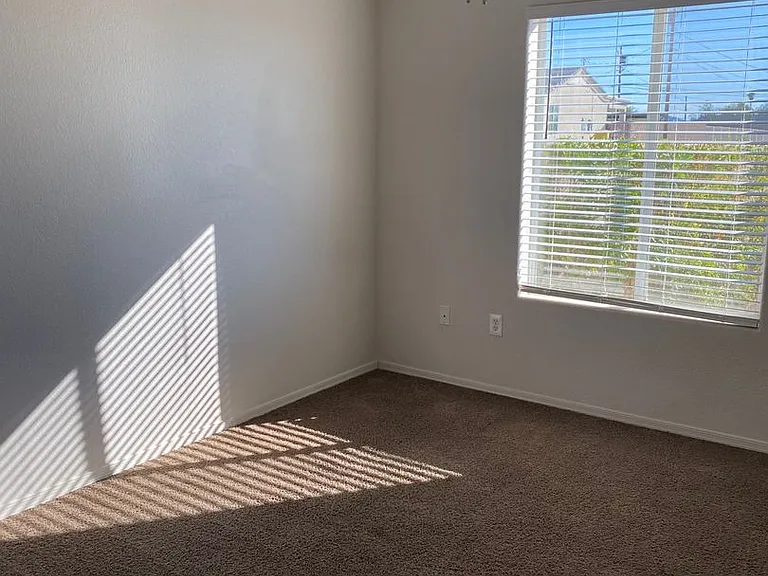 3045 Palisades Dr — Photo 9