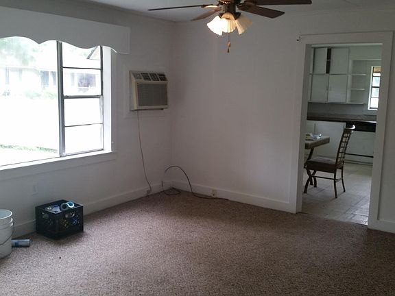 3rd image of 603 Royal St