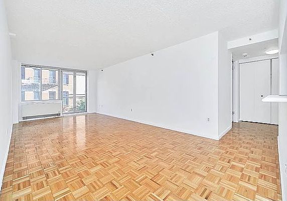 1st image of 167 Eldridge St APT 5B