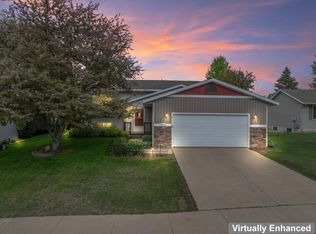 4949 3rd St NW, Rochester, MN 55901