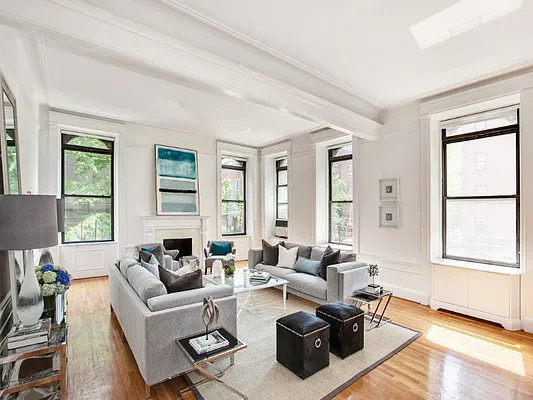 Rented by Sotheby's International Realty | media 5