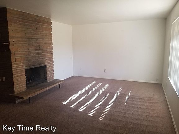 4th image of 1467 Arena Cir