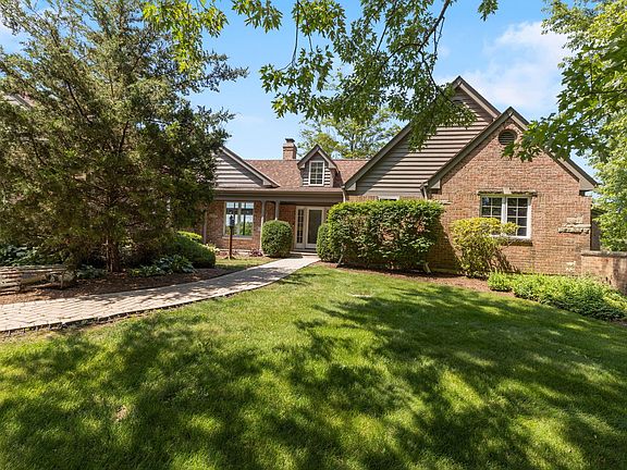 2nd image of 419 Caesar Dr