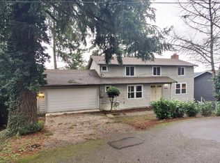 7090 94th Ave SE, Mercer Island, WA 98040