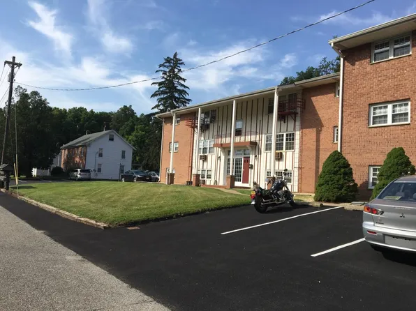 50 Bigilow Rd, Newfoundland, NJ 07435