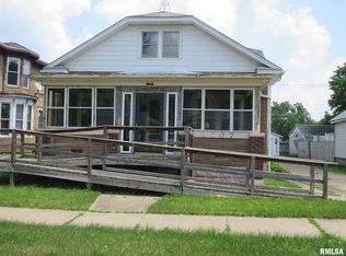 1707 Pershing Blvd, Clinton, IA 52732