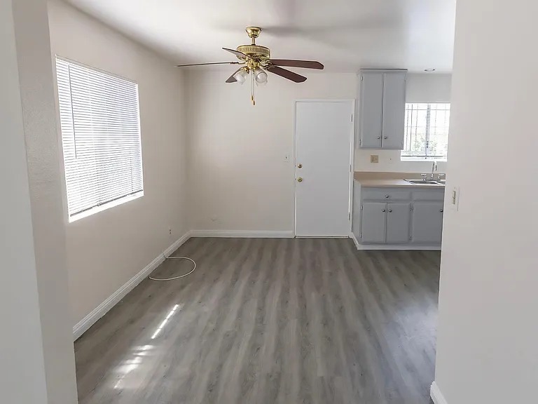 16511 Estrella Ave — Photo 10