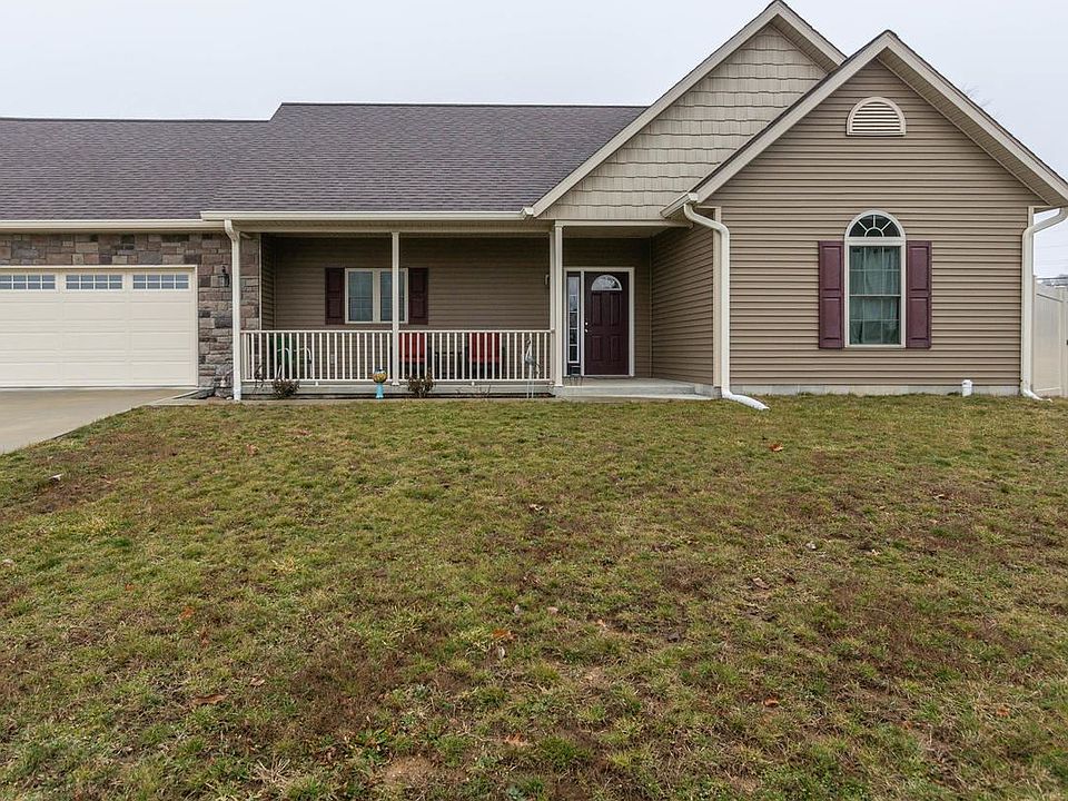 1st image of 3162 N Begonia Ct