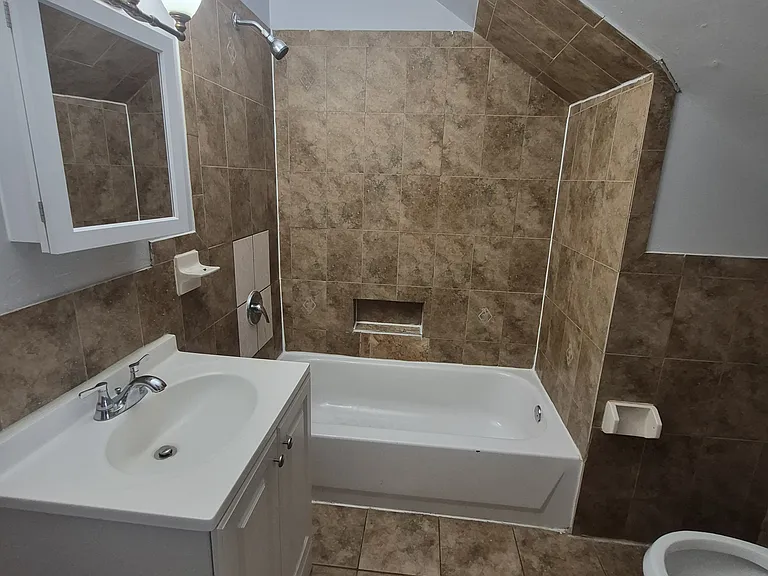 96 Lindsley Ave #3 — Photo 1