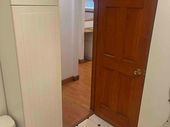 5th image of 2359 W 5th St APT 1