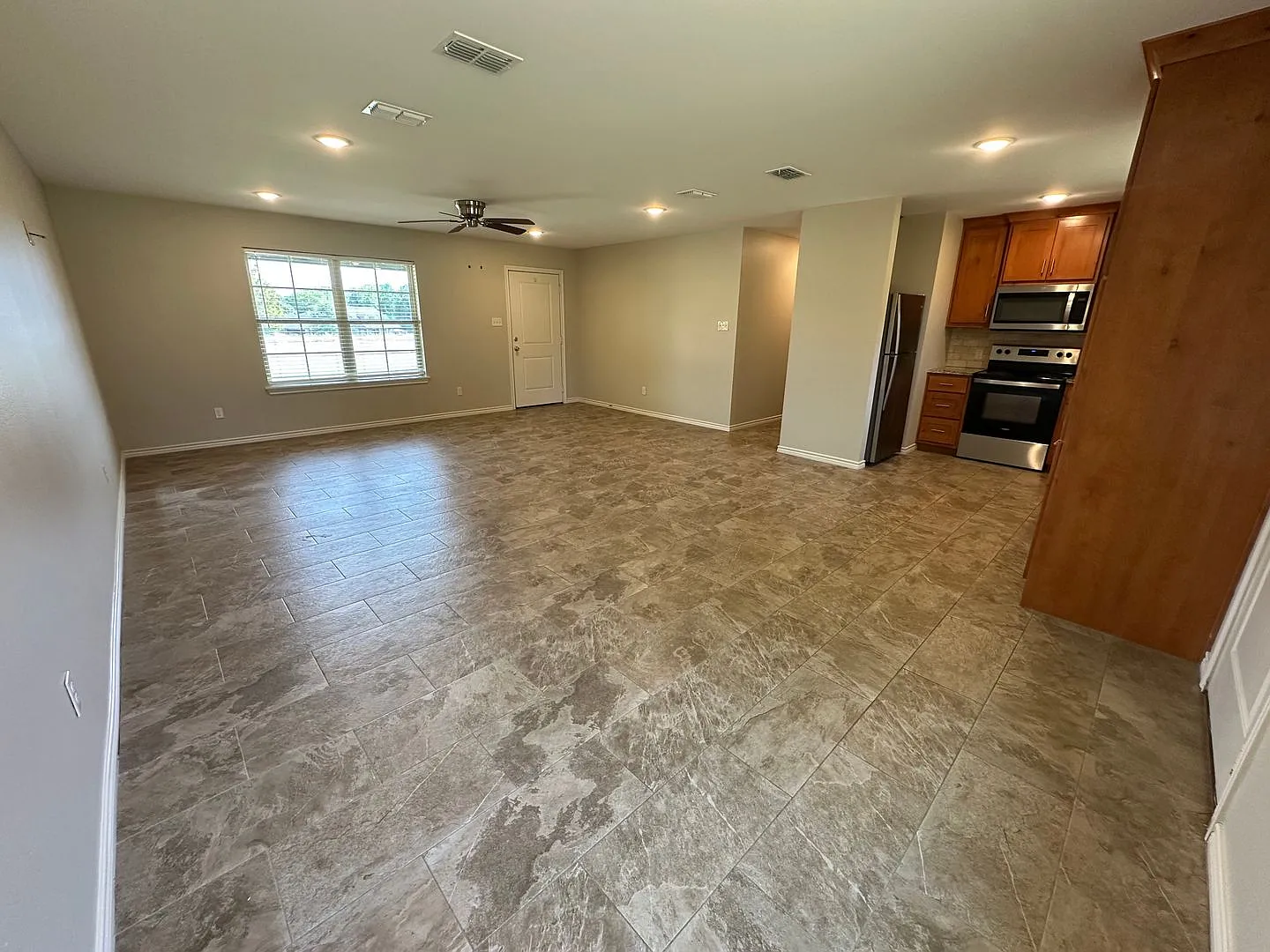 11749 Spur 248 — Photo 3