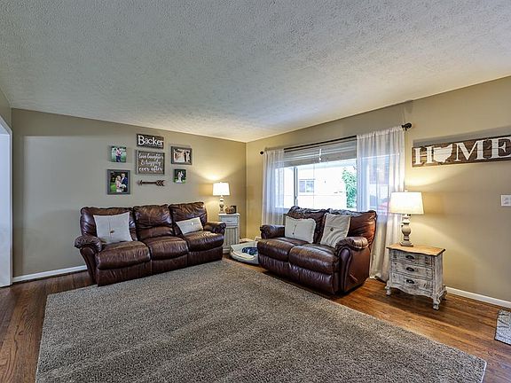 4th image of 5798 Windview Dr