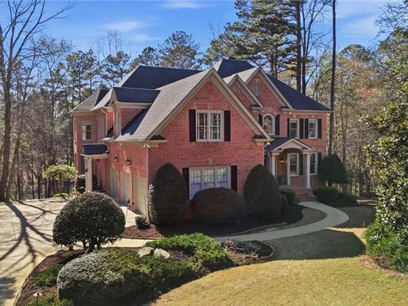 2110 Wood Cove Dr, Cumming, GA 30041