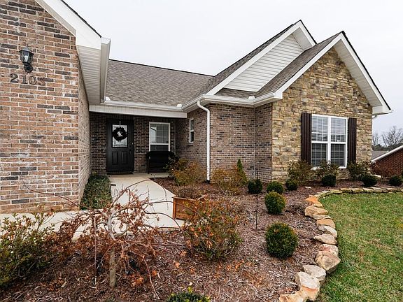 2nd image of 2105 Griffitts Mill Cir