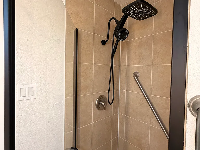 10300 Stovall Pl NE — Photo 16