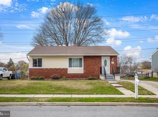 12 Phyllis Dr, Glen Burnie, MD 21060