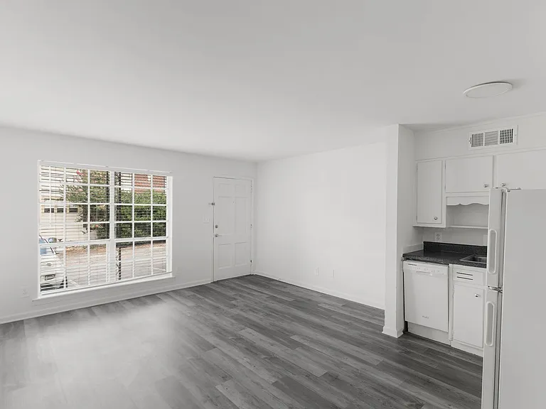 Cliff Place — Photo 13