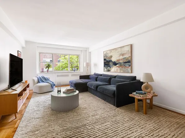 35 Park Ave APT 4A, Manhattan, NY 10016