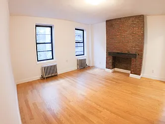 Rented by Urban Real Estate Inc