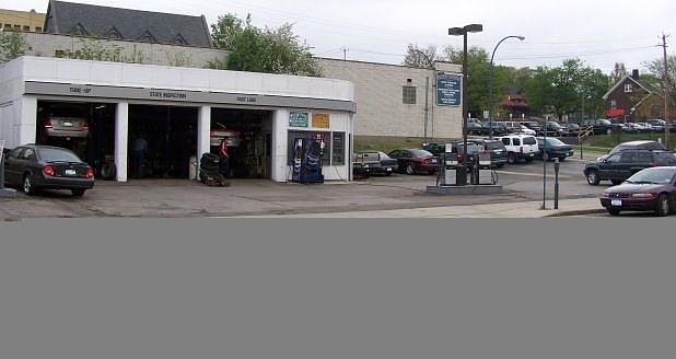 1st image of 215 E 3rd St