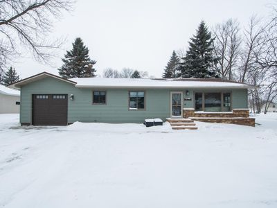 809 Westgate Cir, Hawley, MN, 56549